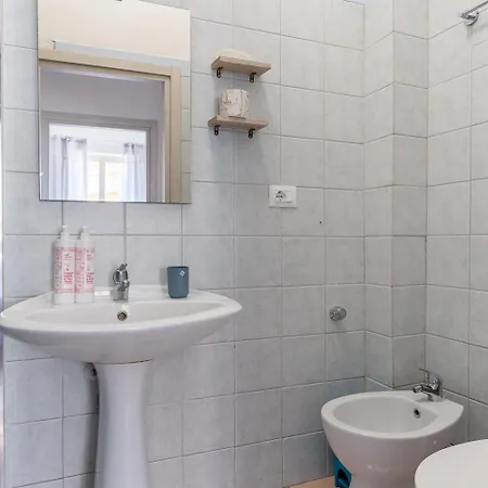 Apartment Myia By Wonderful Italy